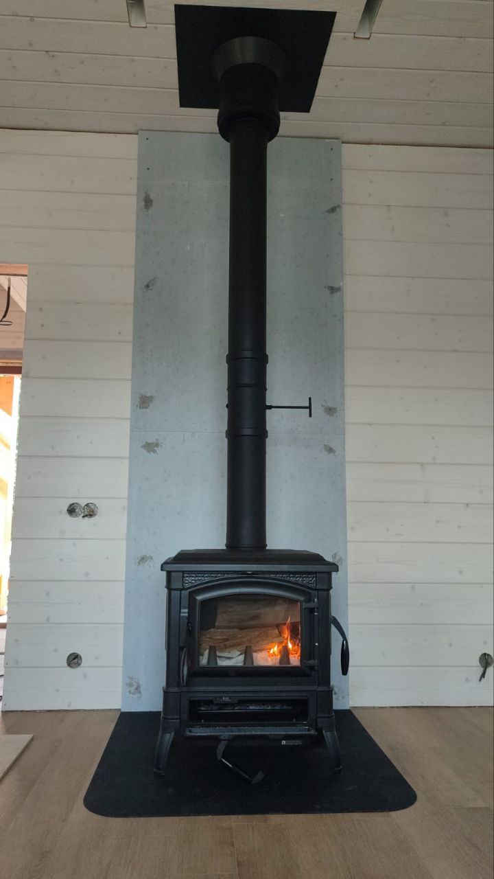 Печь камин с дымоходом